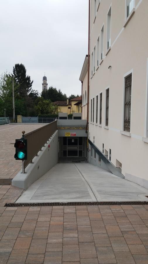 Quirinus Venetia Properties Mestre Bagian luar foto